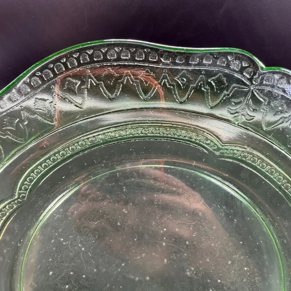 Federal Glass‎ Patrician Spoke Green Uranium Depression Glass 9in Plates Set 4
